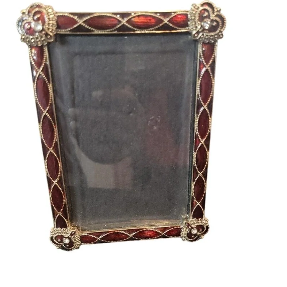 Ornate Red and Gold-Tone Metal‎ Picture Frame - 6.5